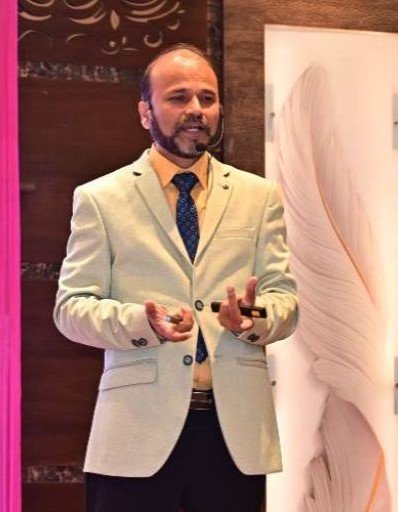 Deepak Kapoor motivational program for students and teachers